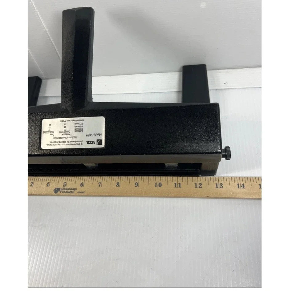 ACCO Model 440 Heavy Duty Commercial‎ 3 Hole Paper Punch Scrap Booking Puncher